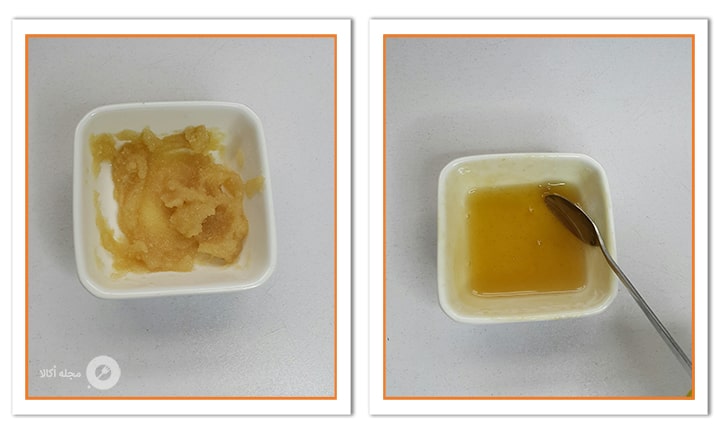 پودر ژلاتین را با آب کمی هم بزنید تا آماده شود