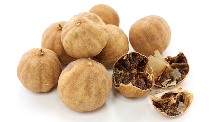 راه‌های رفع تلخی غذا بعد از استفاده از لیمو عمانی