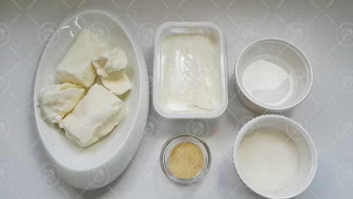 مواد لازم برای لایه خامه و پنیر