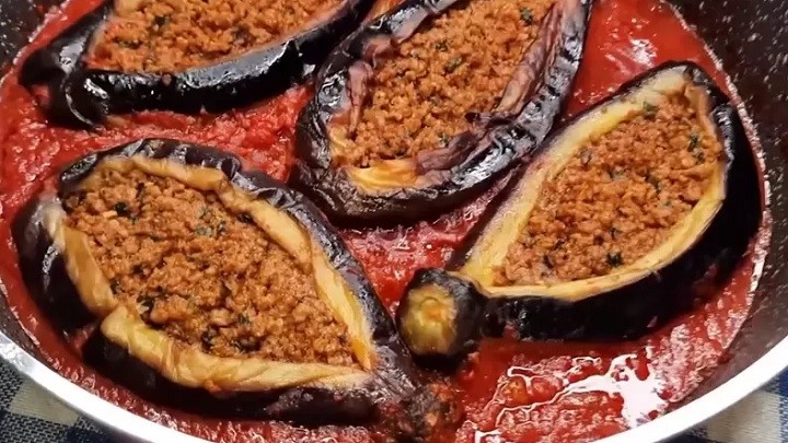 نکات و فوتوفن های طرز تهیه بادمجان شکم پر نکات و فوتوفن های طرز تهیه بادمجان شکم پر