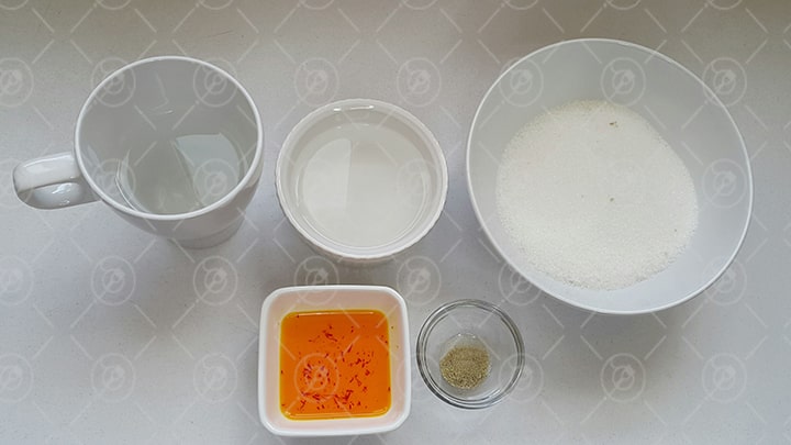 مواد لازم برای شربت حلوا آرد نخودچی