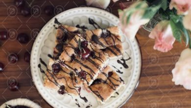 طرز تهیه کیک آلبالو خوشمزه با طعم و بافت بسیار عالی