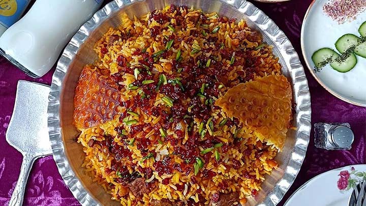 طرز تهیه "قیمه لاپلو" با گوشت چرخ کرده 