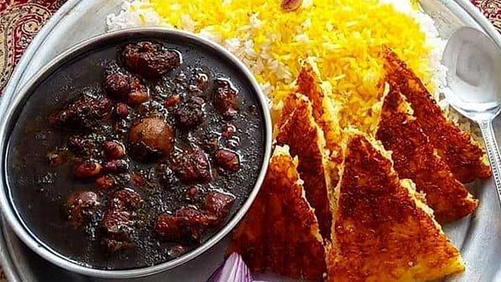 رازهای خوشمزه شدن قورمه سبزی رازهای خوشمزه شدن قورمه سبزی