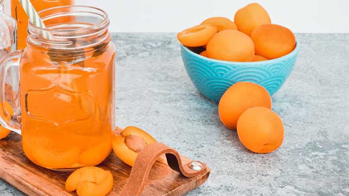 طرز تهیه رانی زرد آلو با تیکه های میوه