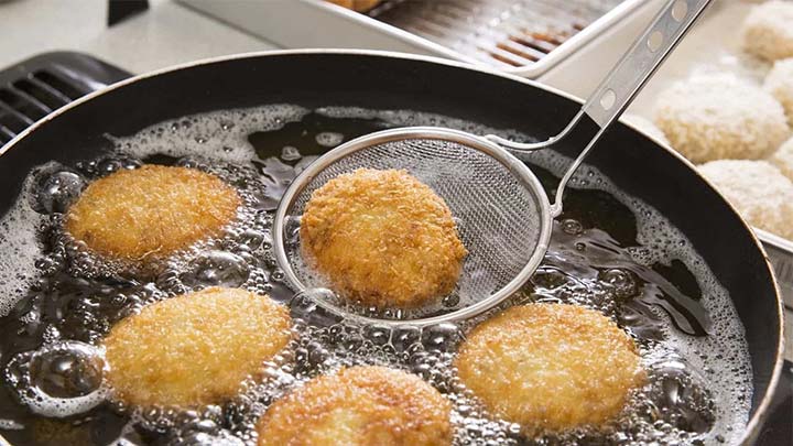 کف کردن روغن