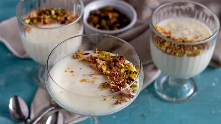 مراحل تهیه فرنی مراحل تهیه فرنی