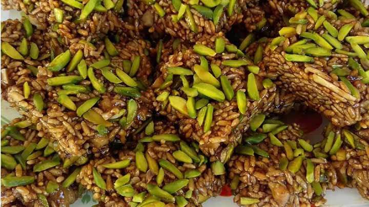 مراحل تهیه شیرینی تره خانگی مراحل تهیه شیرینی تره خانگی