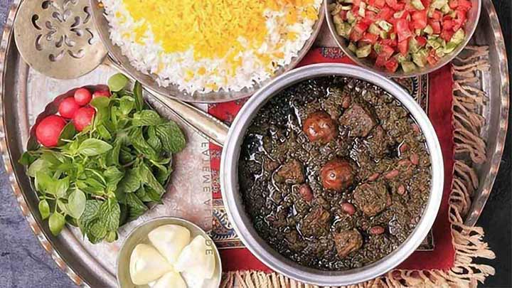 مدت زمان نگهداری خورشت قورمه سبزی در یخچال