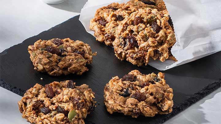 نکات طلایی در تهیه کوکی رژیمی کشمش