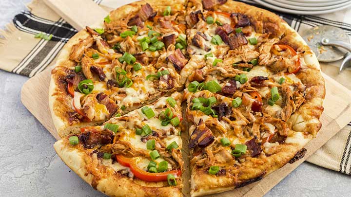 رازهای خوشمزه شدن پیتزای خانگی