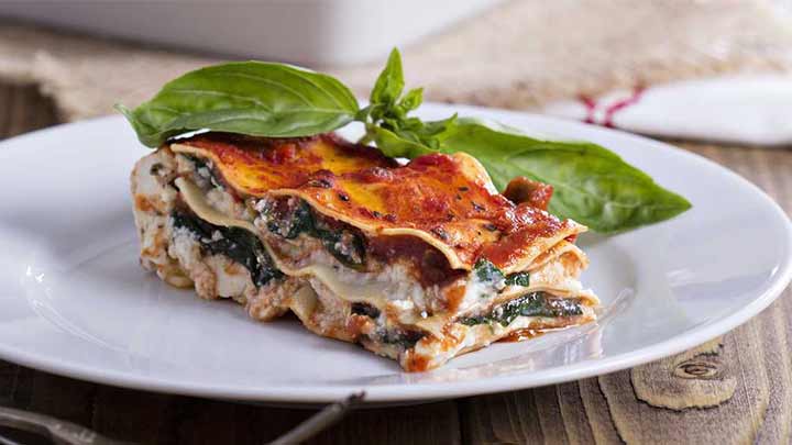 نکات و فوت و فنهای تهیه لازانیا اسفناج نکات و فوت و فنهای تهیه لازانیا اسفناج