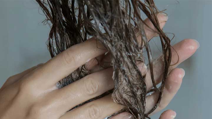 نرم‌ کننده مو بدون نیاز به آبکشی