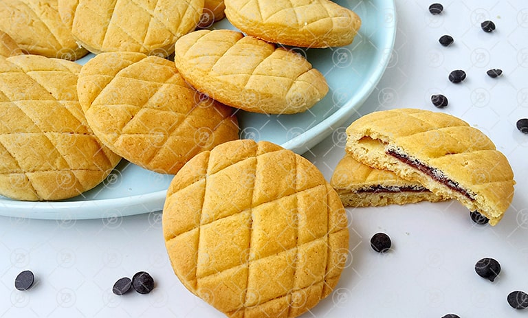 کوکی مغزدار کوکی مغزدار