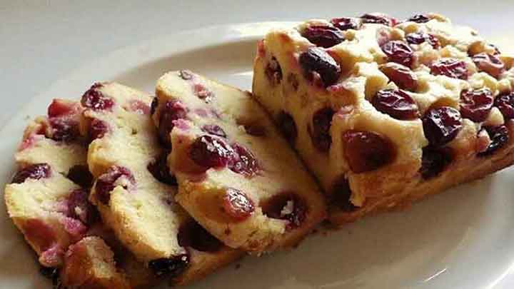 طرز تهیه کیک انگور ایتالیایی