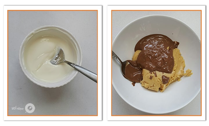 شکلات شیری را بن ماری کنید و شکلات شیری را روی نصف مواد حلوا مرمری بریزید شکلات شیری را بن ماری کنید و شکلات شیری را روی نصف مواد حلوا مرمری بریزید