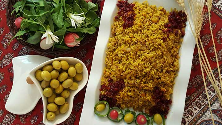 نکات و فوت و فنهای طرز تهیه پلو ماش و قمری اصفهان نکات و فوت و فنهای طرز تهیه پلو ماش و قمری اصفهان