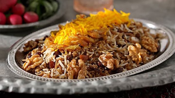 طرز تهیه رب پلو شیرازی؛ مرحله به مرحله با فیله مرغ طرز تهیه رب پلو شیرازی؛ مرحله به مرحله با فیله مرغ