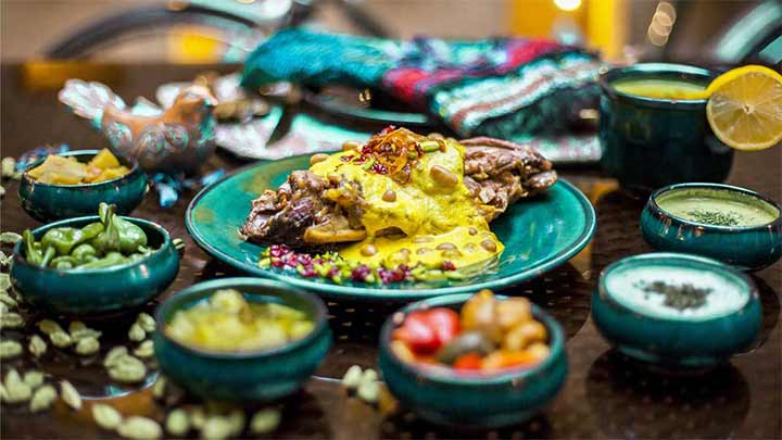نکات و فوت و فن‌های طرز تهیه یخمه ترش اصفهانی