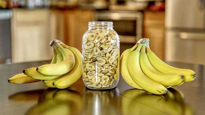 خشک کردن موز به روش خانگی خشک کردن موز به روش خانگی