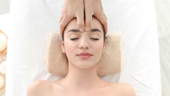 جلوگیری از افتادگی پوست با ماساژ صورت