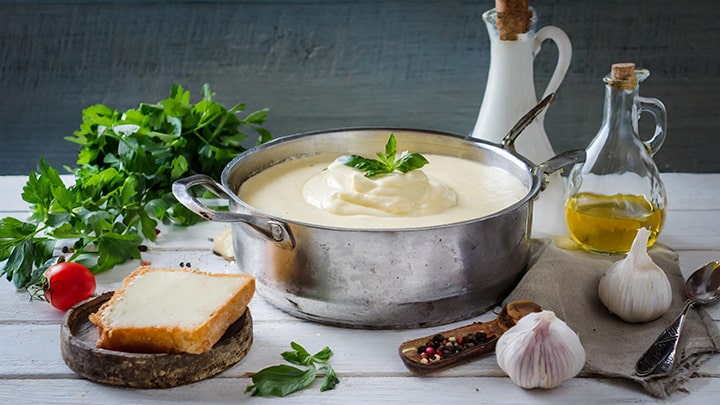 سس بشامل یا سس سفید خوشمزه با نکات کلیدی سس بشامل یا سس سفید خوشمزه با نکات کلیدی