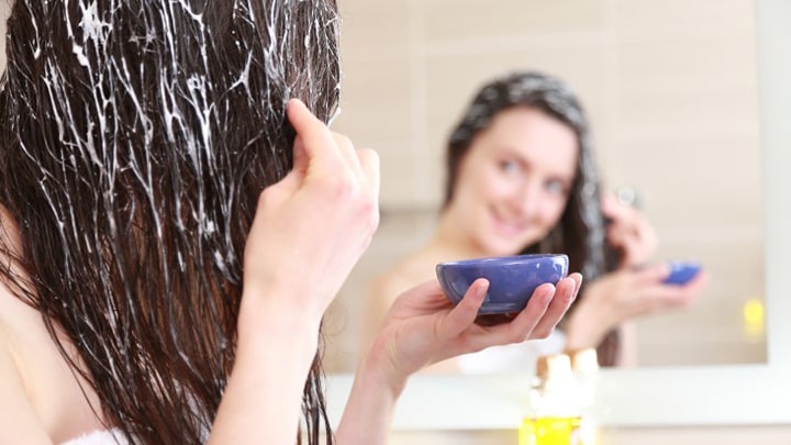 موهایتان را با شامپو و نرم کنند بشویید