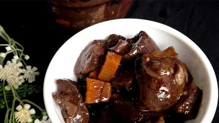 مراحل تهیه ترشی بادمجان با رب انار مراحل تهیه ترشی بادمجان با رب انار