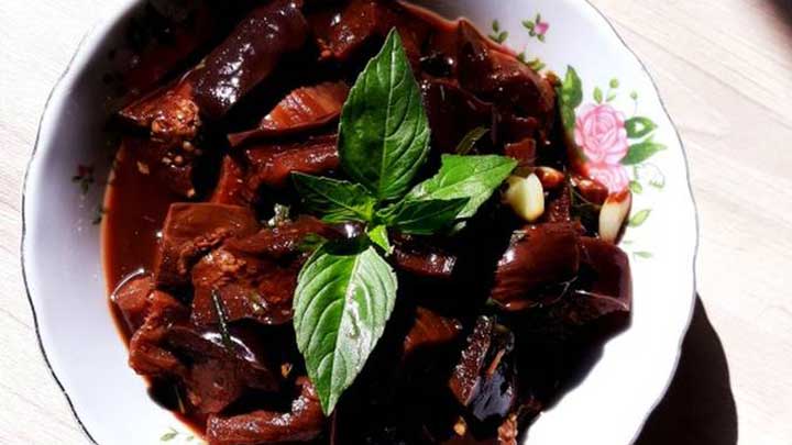 ترشی بادمجان خوشمزه و خوشطعم با رب انار ترشی بادمجان خوشمزه و خوشطعم با رب انار