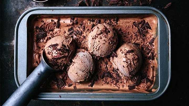طرز تهیه بستنی اسکوپی شکلاتی