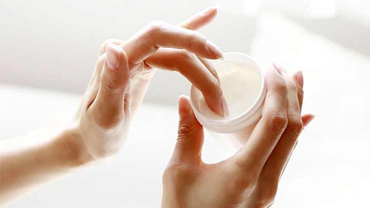 بهترین زمان استفاده از کرم آبرسان