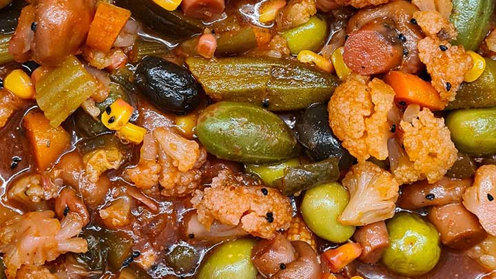 مدت نگهداری ترشی اسپانیایی چقدر است؟