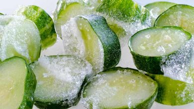 5 ترفند طلایی برای نگهداری خیار در یخچال یا فریزر