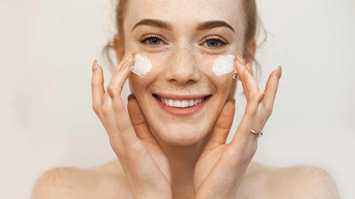 روش مصرف انواع ضد آفتاب ایرانی و خارجی روش مصرف انواع ضد آفتاب ایرانی و خارجی