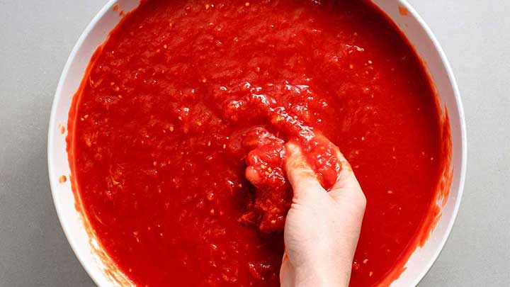 چکار کنیم رب گوجه قرمز شود؟ چکار کنیم رب گوجه قرمز شود؟