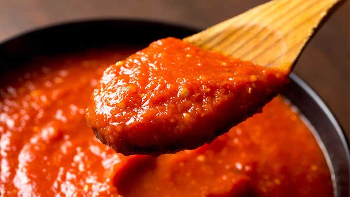 خوشرنگ و قرمز شدن رب گوجه فرنگی خوشرنگ و قرمز شدن رب گوجه فرنگی