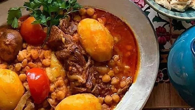 آبگوشت از غذاهای اصیل یزدی آبگوشت از غذاهای اصیل یزدی