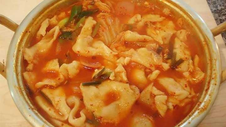 آش گوشواره خوشمزه و مجلسی تبریزی آش گوشواره خوشمزه و مجلسی تبریزی