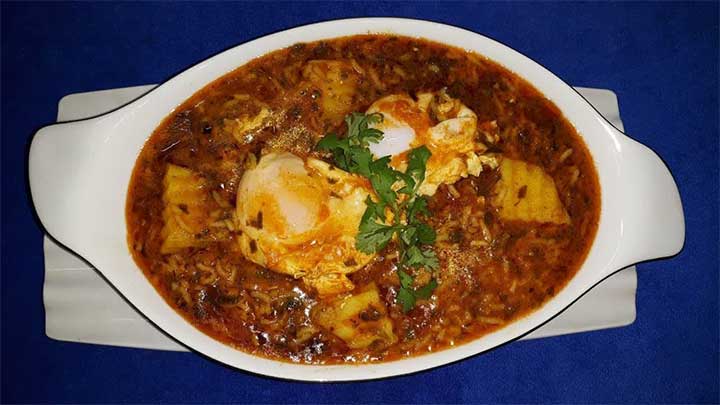 مراحل تهیه شوربای تره (سوزی شوربا) مراحل تهیه شوربای تره (سوزی شوربا)