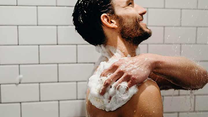 شامپو بدن روغنی نوپری بادی سنس نوپریت مناسب پوست خشک