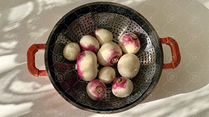 شستن شلغم ها