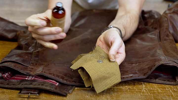 نگهداری از چرم با روشهای اصولی نگهداری از چرم با روشهای اصولی