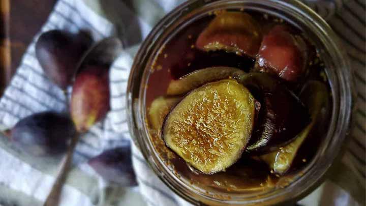 مراحل تهیه ترشی انجیر خشک مراحل تهیه ترشی انجیر خشک