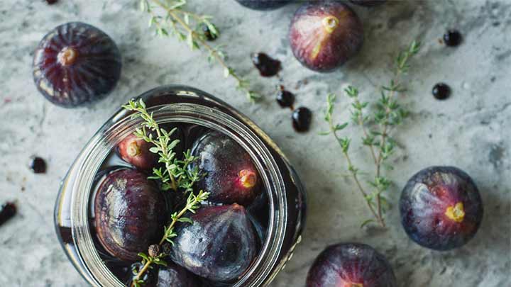 چند فوت و فن کوزهگری در تهیه ترشی انجیر چند فوت و فن کوزهگری در تهیه ترشی انجیر