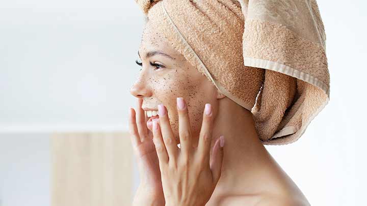 نحوه استفاده از اسکراب صورت نحوه استفاده از اسکراب صورت