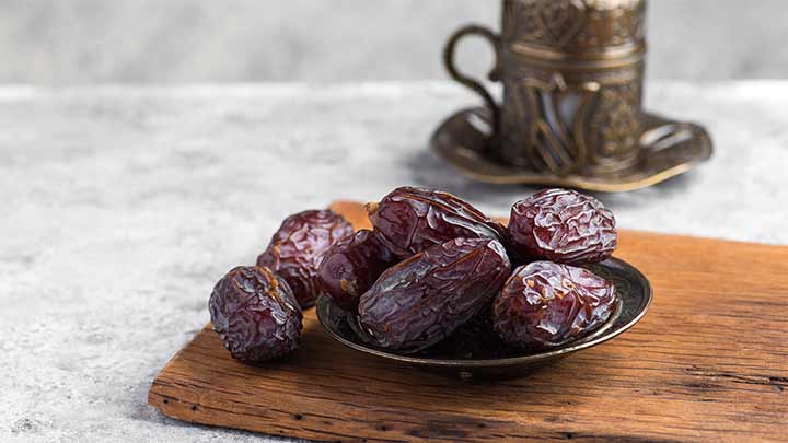 بهترین زمان مصرف خرما