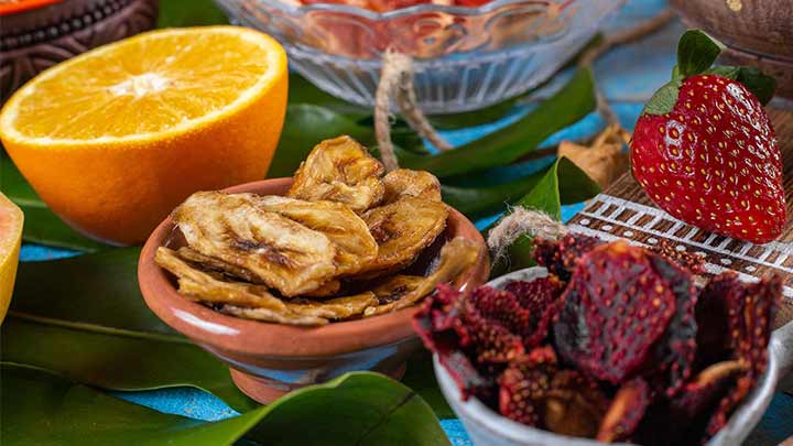 خشک کردن میوه در فر خشک کردن میوه در فر