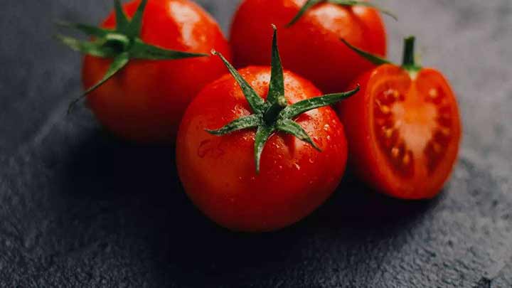 خاصیت گوجه فرنگی برای سلامت پوست، مو و ناخن خاصیت گوجه فرنگی برای سلامت پوست، مو و ناخن
