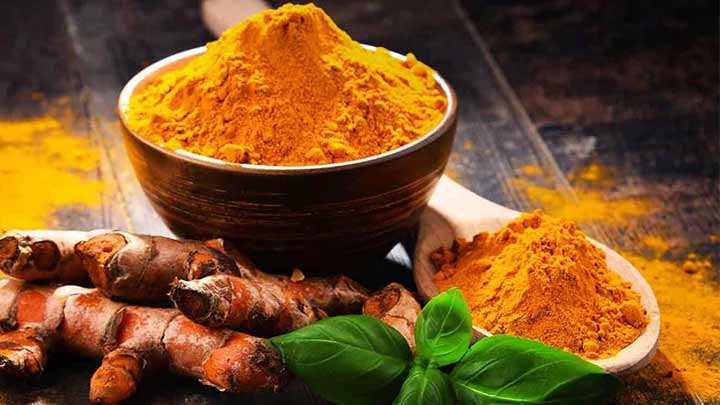 از بین بردن لکه زردچوبه روی لباس سفید با لیمو ترش از بین بردن لکه زردچوبه روی لباس سفید با لیمو ترش