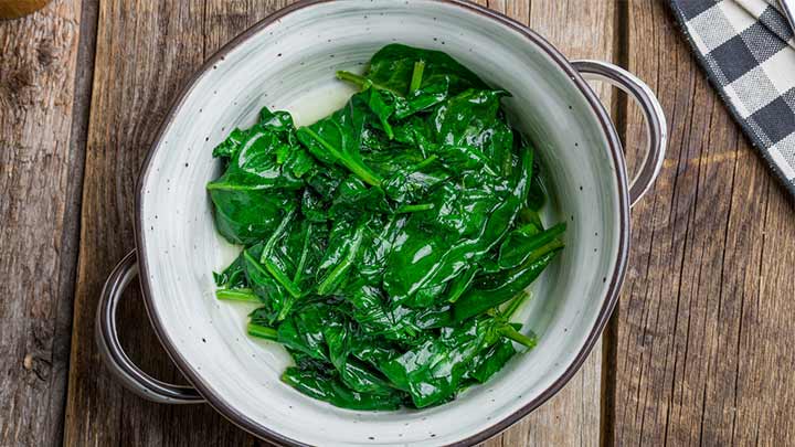 چه کسانی باید اسفناج بخورند؟